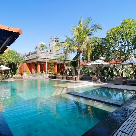 Adi Dharma Hotel Legian Bagian luar foto