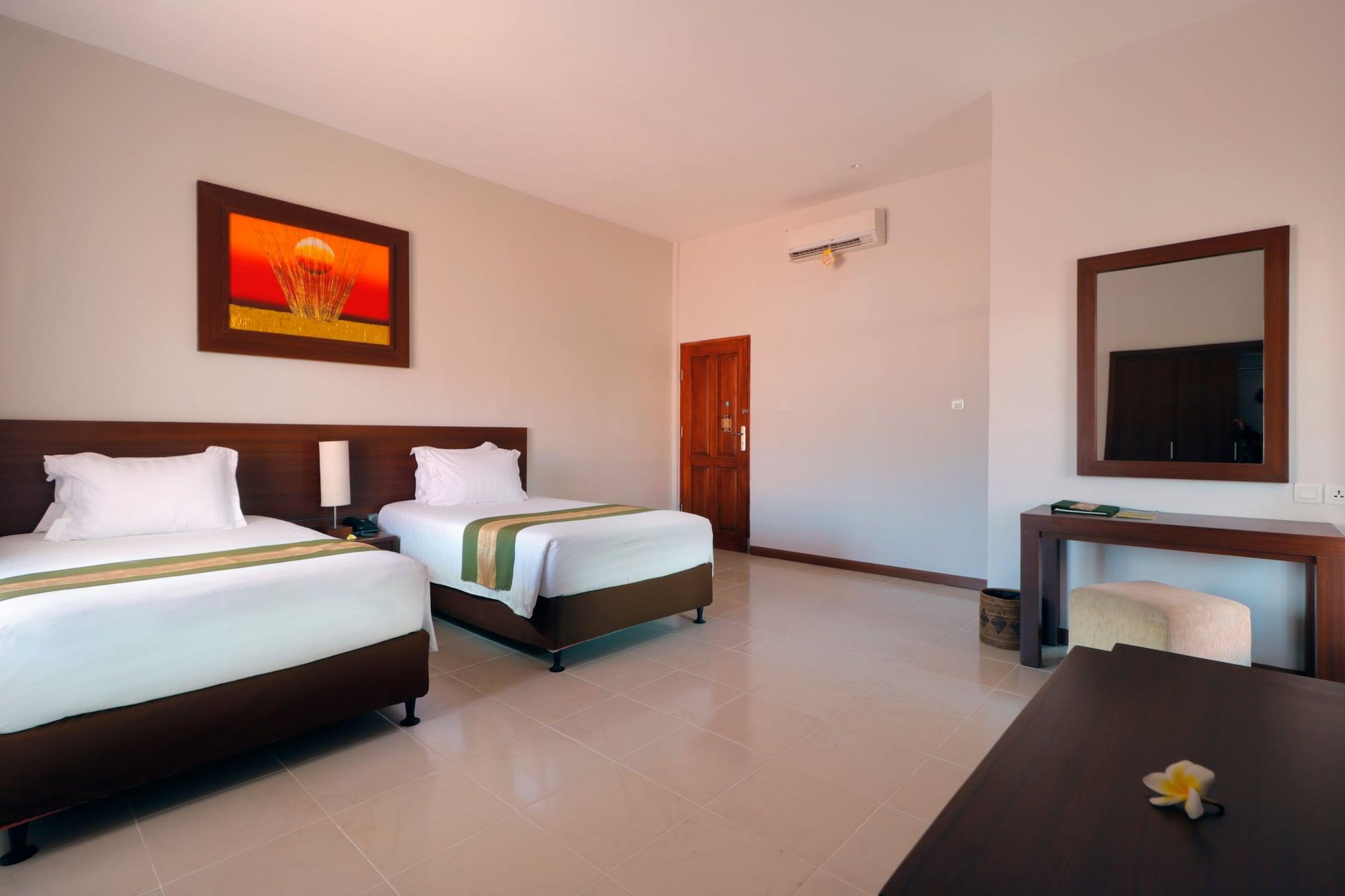 Adi Dharma Hotel Legian Bagian luar foto