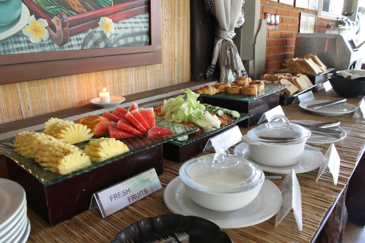 Adi Dharma Hotel Legian Bagian luar foto