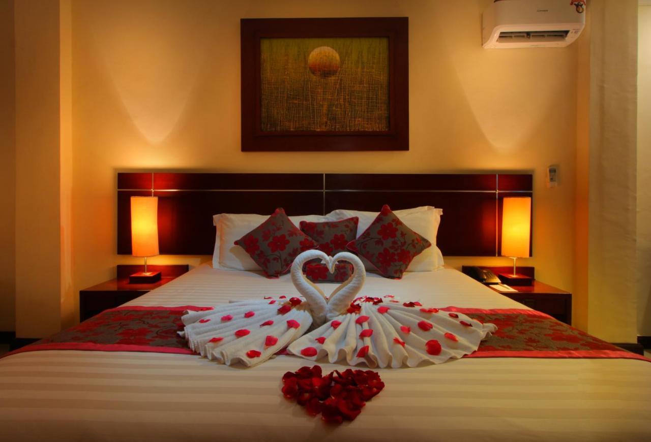Adi Dharma Hotel Legian Bagian luar foto