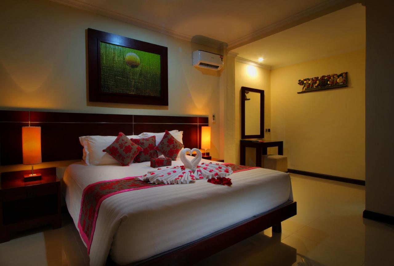 Adi Dharma Hotel Legian Bagian luar foto