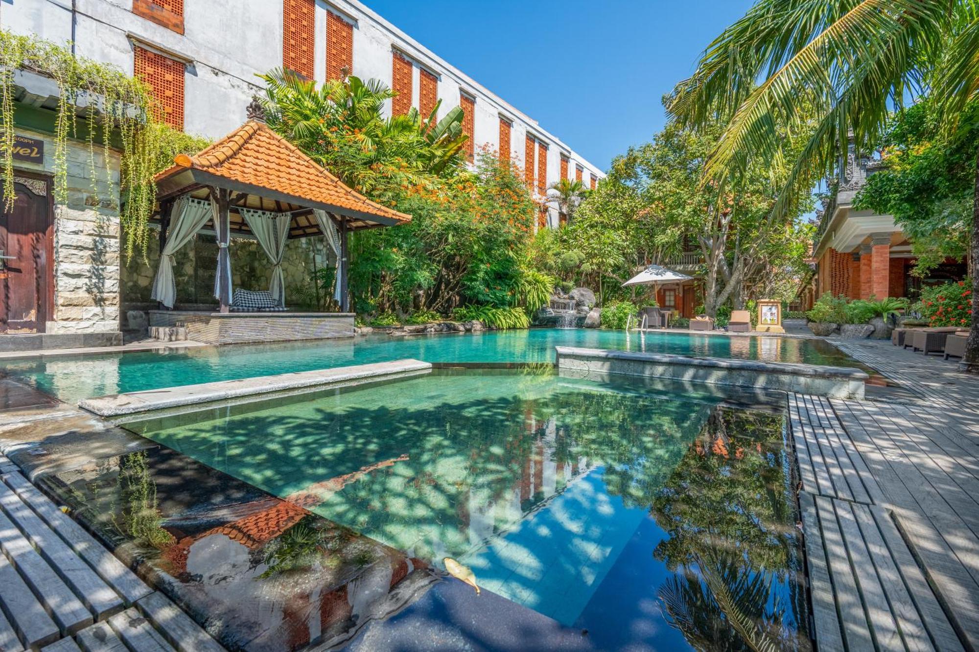 Adi Dharma Hotel Legian Bagian luar foto
