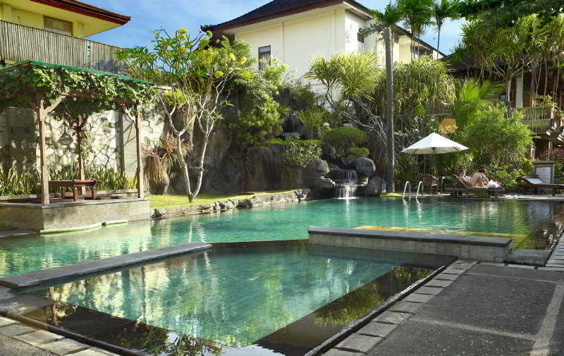 Adi Dharma Hotel Legian Bagian luar foto