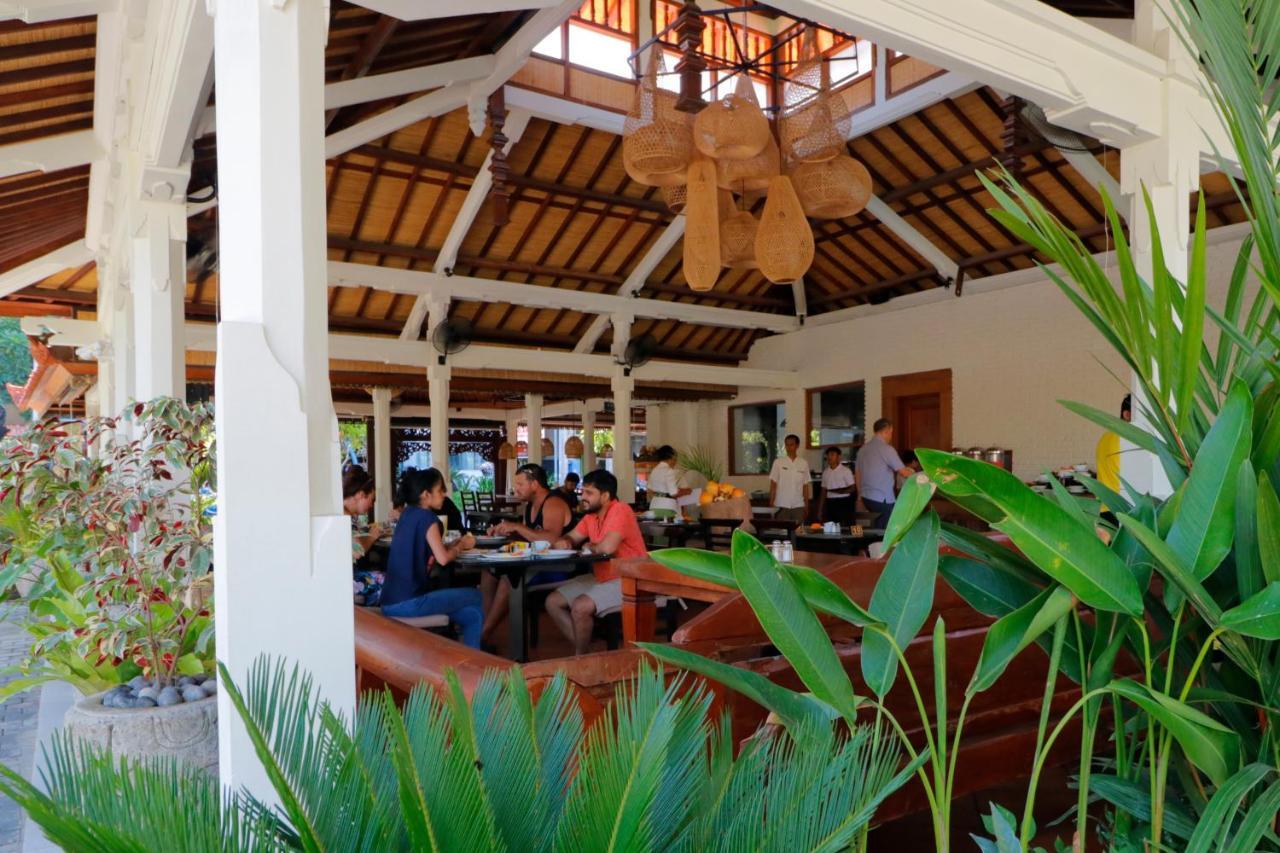 Adi Dharma Hotel Legian Bagian luar foto
