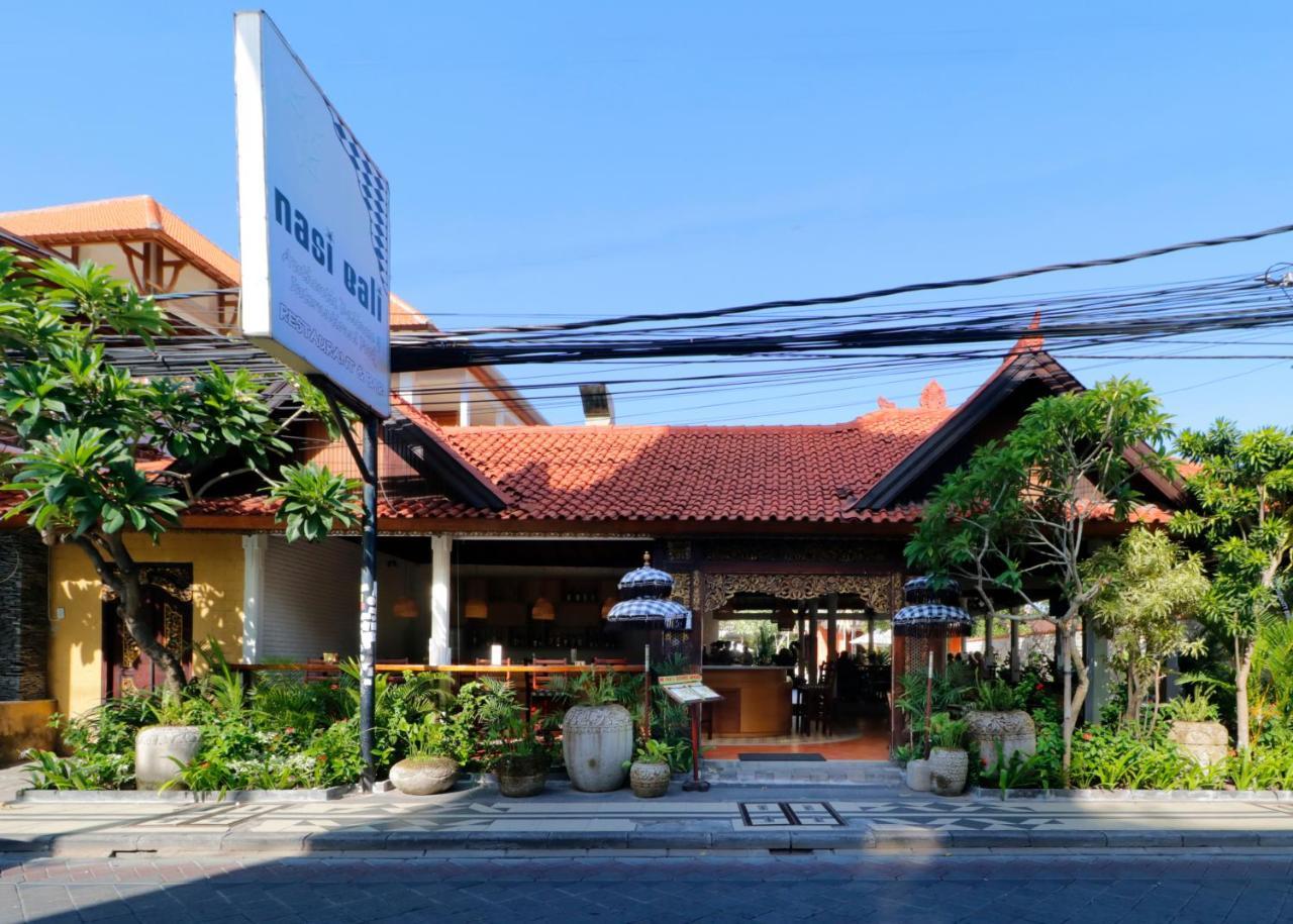 Adi Dharma Hotel Legian Bagian luar foto