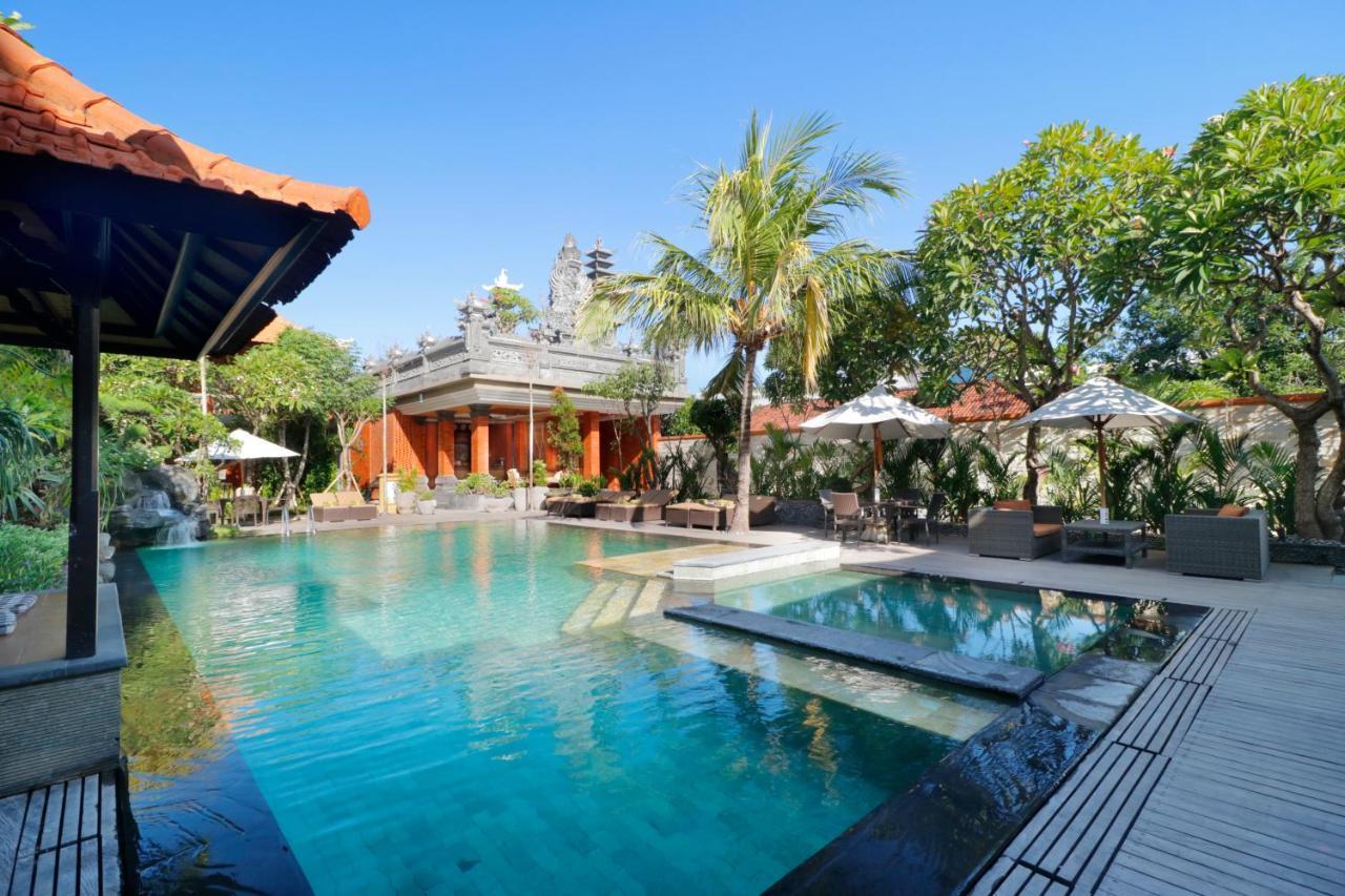 Adi Dharma Hotel Legian Bagian luar foto